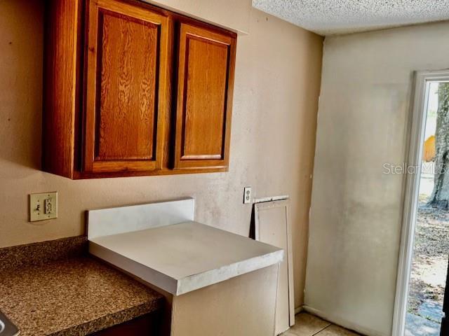 Building Photo - 3073 Pine Tree Ave