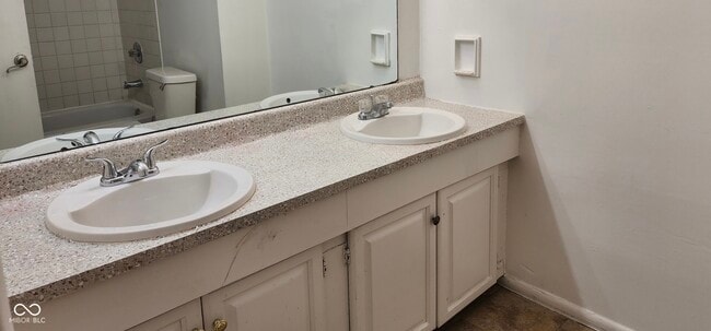 Building Photo - 8914 Elmonte Dr