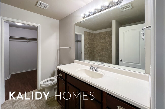 Building Photo - 2901 Cider Mill Ln