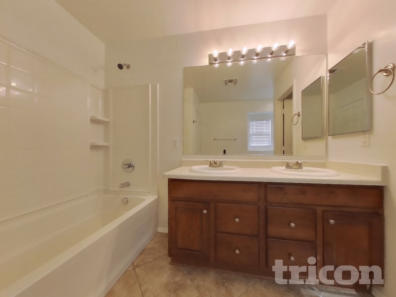 Building Photo - 4912 N 109th Ave