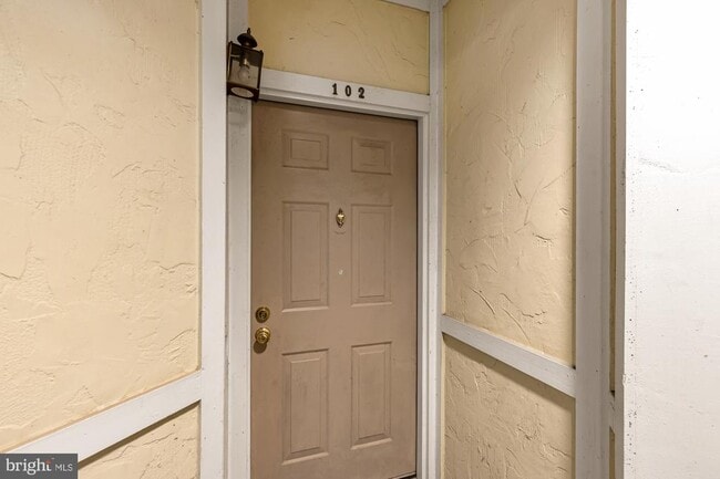 Building Photo - 12909 Alton Square