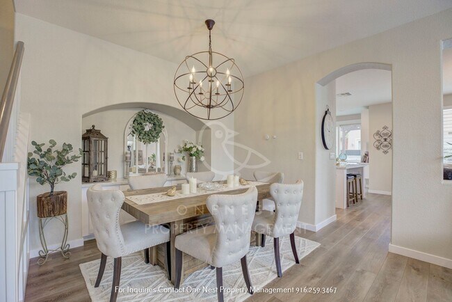 Building Photo - Upgraded Lincoln Crossing Oasis | Walking distance to MANY ammenities