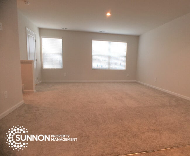 Building Photo - New Construction 3 BR & 1 Car Garage