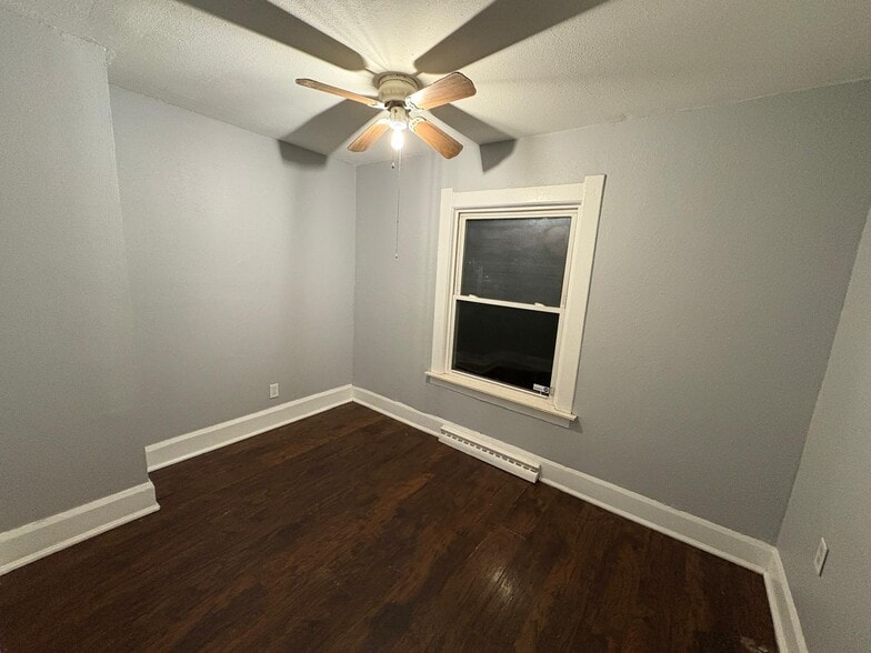 Building Photo - 261 Spring Grove Ave