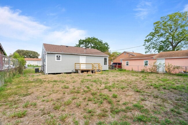 Building Photo - Ready for move in