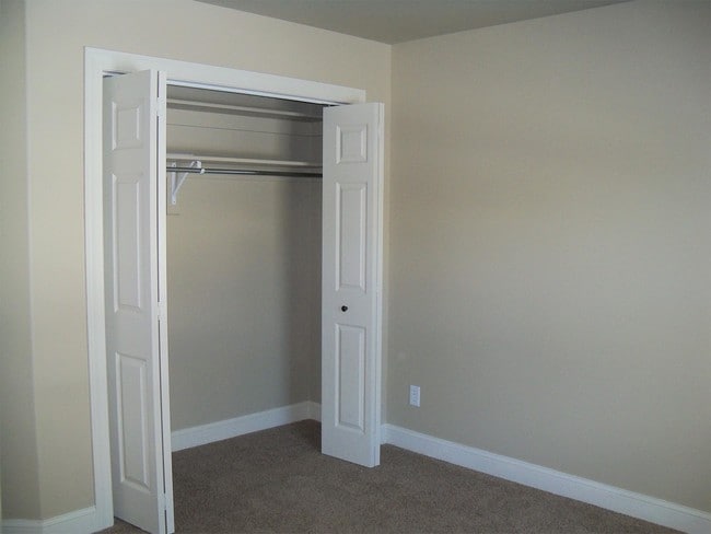 Building Photo - 6240 Gray Hawk Way