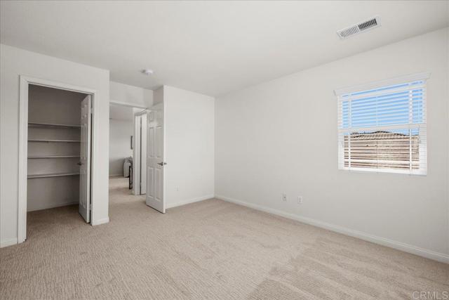 Building Photo - 245 Violet Ave