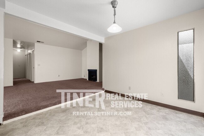 Building Photo - 9282 Corinthian Cir