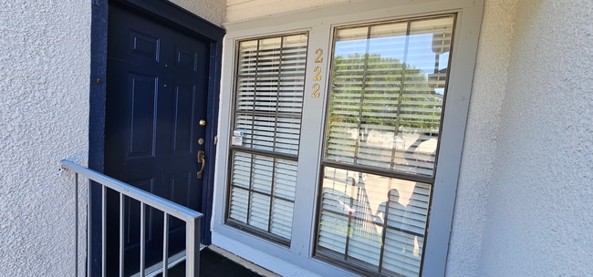 Building Photo - 3101 Townbluff Dr