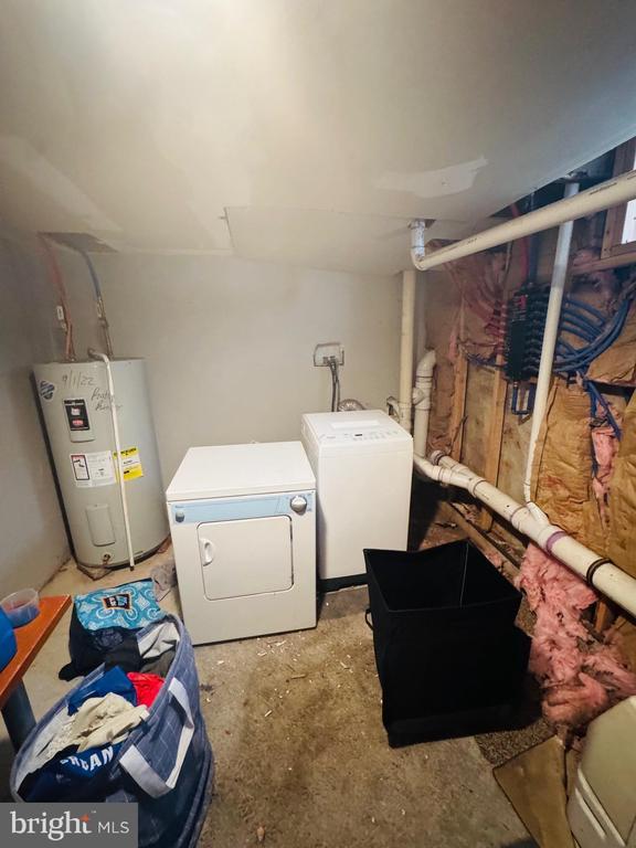 Building Photo - 1524 Fontain St