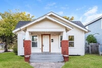 Building Photo - 310 W James Ave