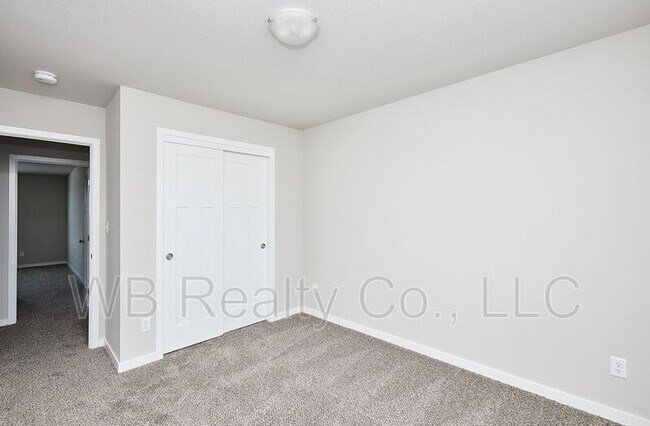 Building Photo - 1235 Locust St