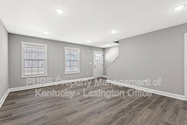 Building Photo - 1048 Judah Bear Blvd