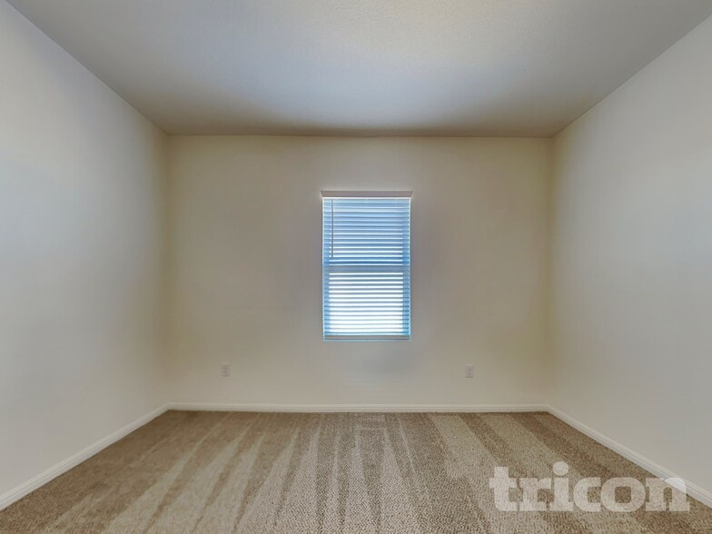 Building Photo - 209 Athena Way