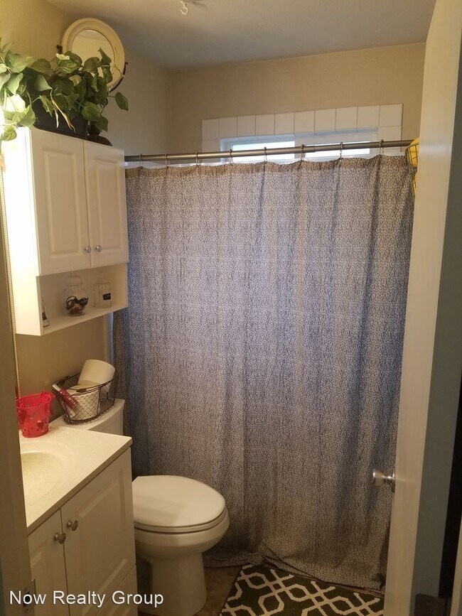 Building Photo - 1385 Dollar St