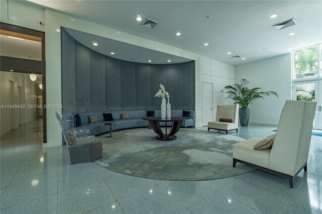 Building Photo - 18800 NE 29th Ave