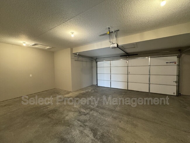 Building Photo - 5378 Broad Fields Cv