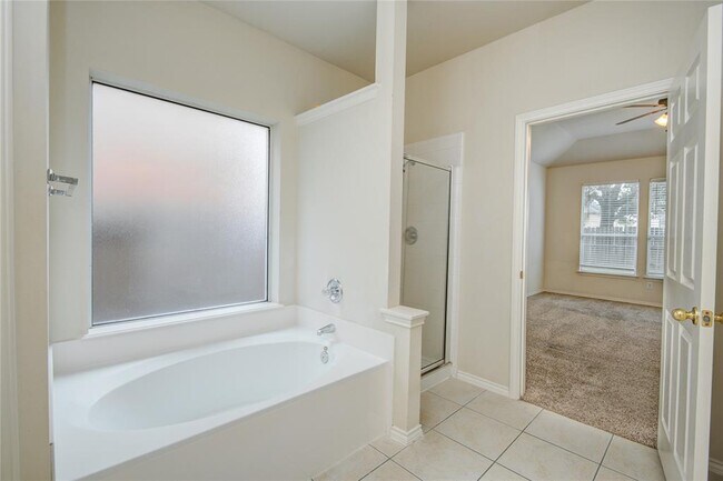 Building Photo - 21718 Grand Hollow Ln