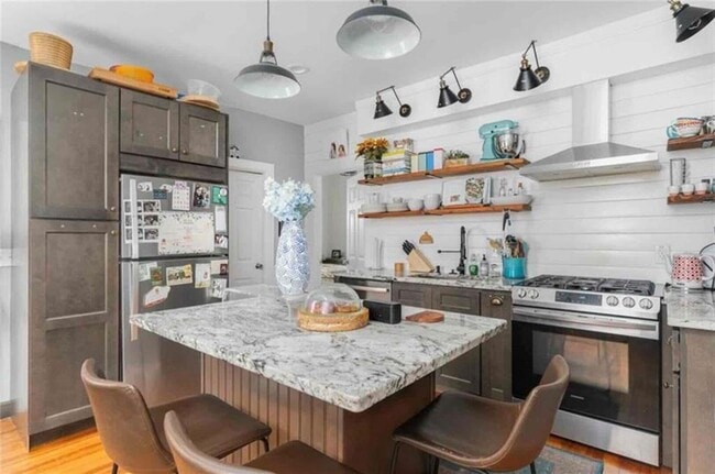 Building Photo - 50 Padelford St