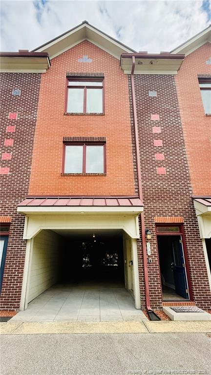 Building Photo - 119 Pennmark Pl