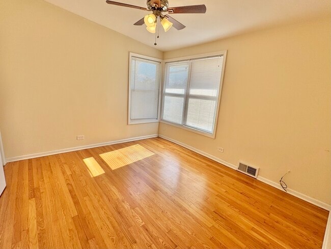 Building Photo - 9038 Niles Center Rd