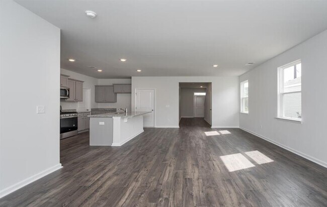 Building Photo - 568 Turpentine Trl