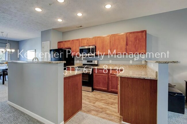 Building Photo - Discover this well-appointed 3-bedroom, 2-bath home in Indianapolis within an HOA community