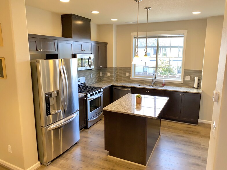 Kitchen - 13344 SW Beach Plum Ter