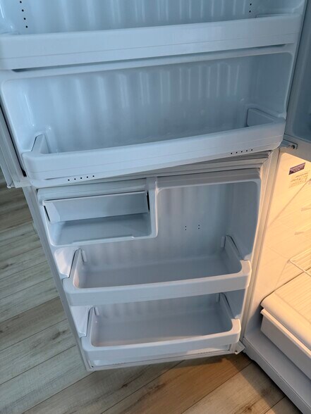 Building Photo - 88 Fair St