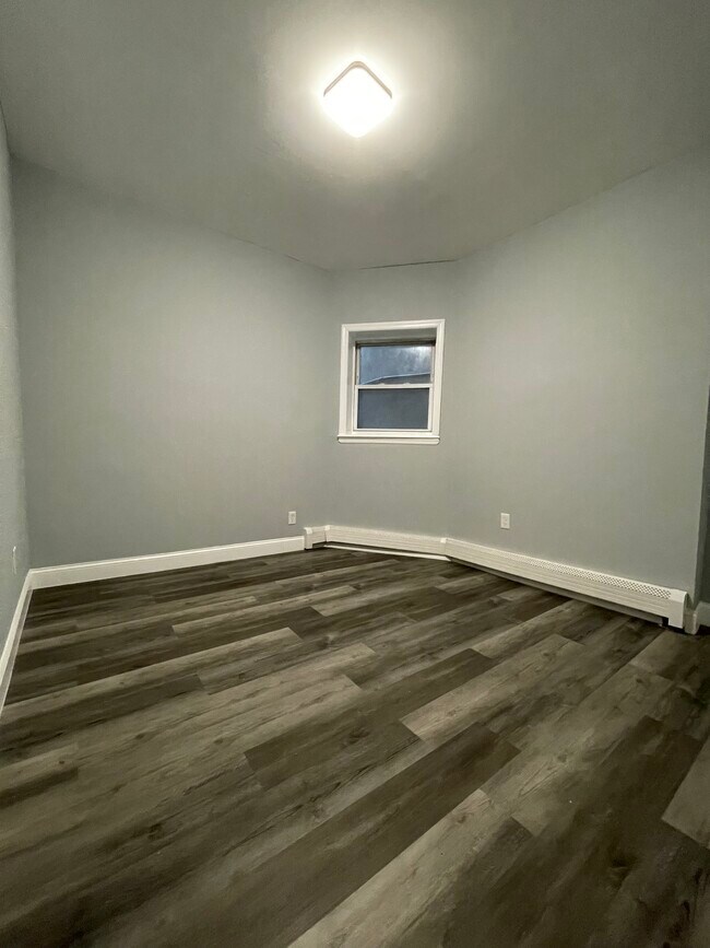 Building Photo - 481 Central Ave