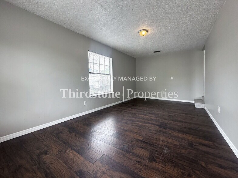 Building Photo - 1803 Wofford Ave