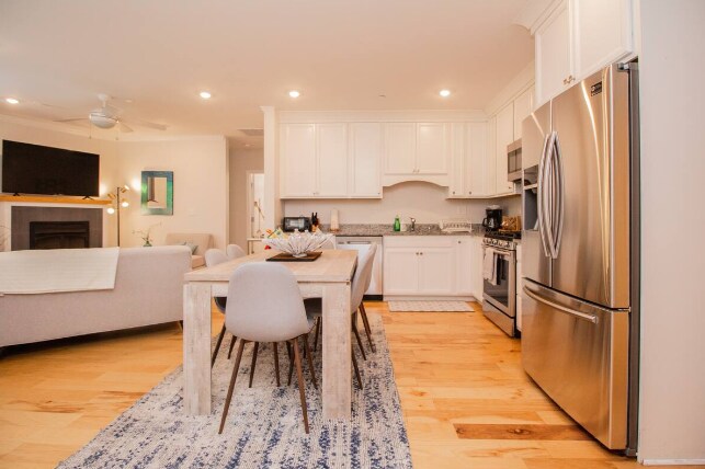 Building Photo - 1008 Tremont St