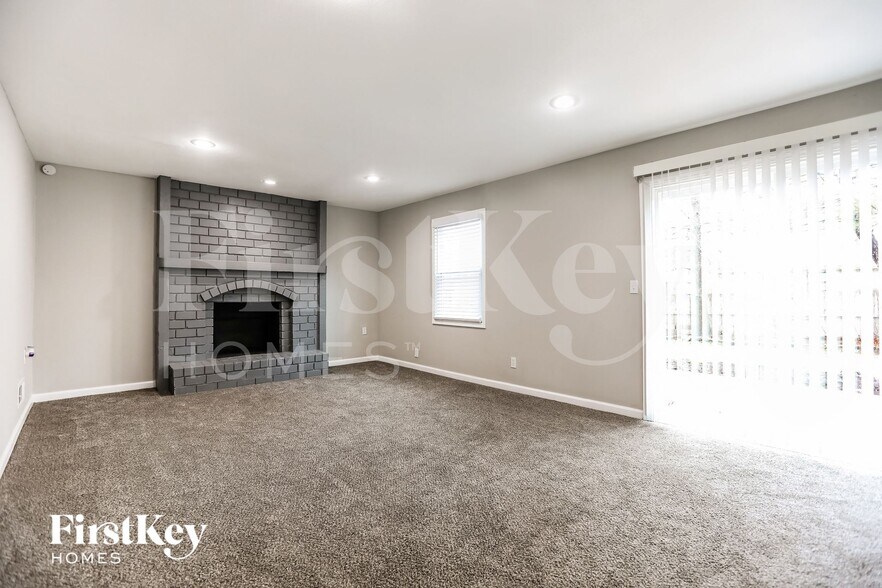 Building Photo - 12404 W 100th St