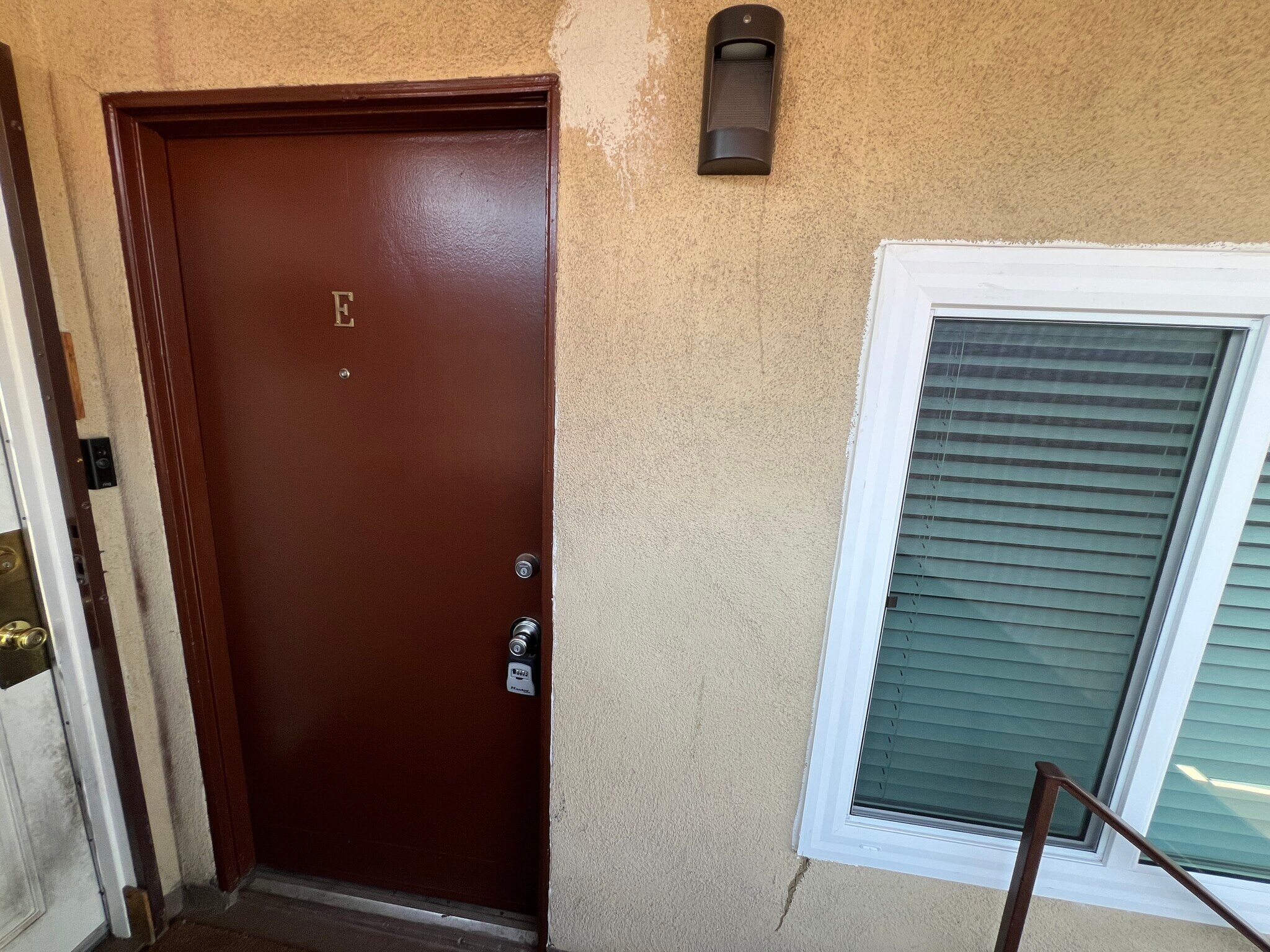 Building Photo - 5942 Malabar St