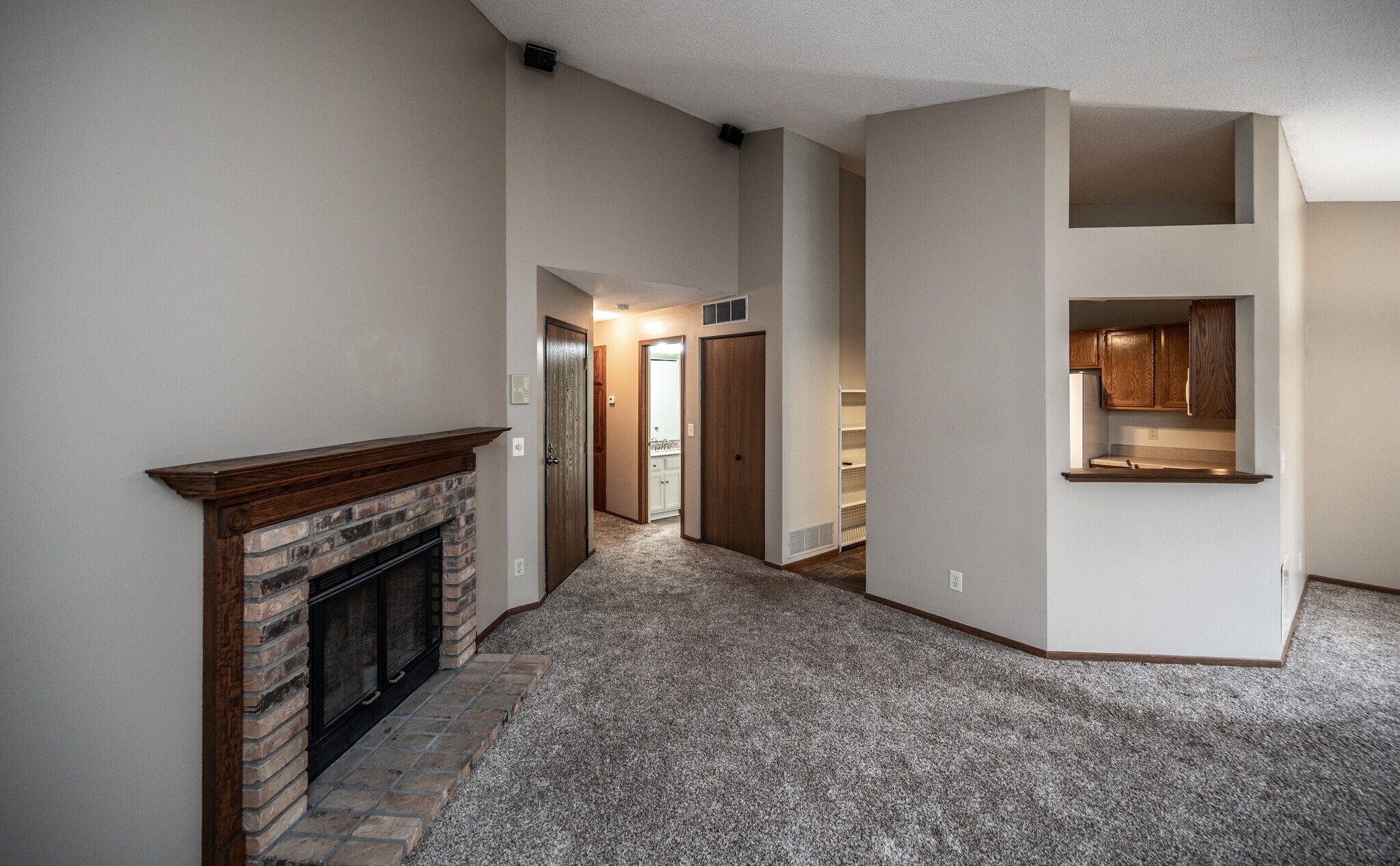 Fireplace is for aesthetics only - 3589 Blue Jay Way