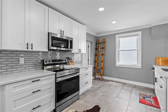 Building Photo - 3606 N Pecos St