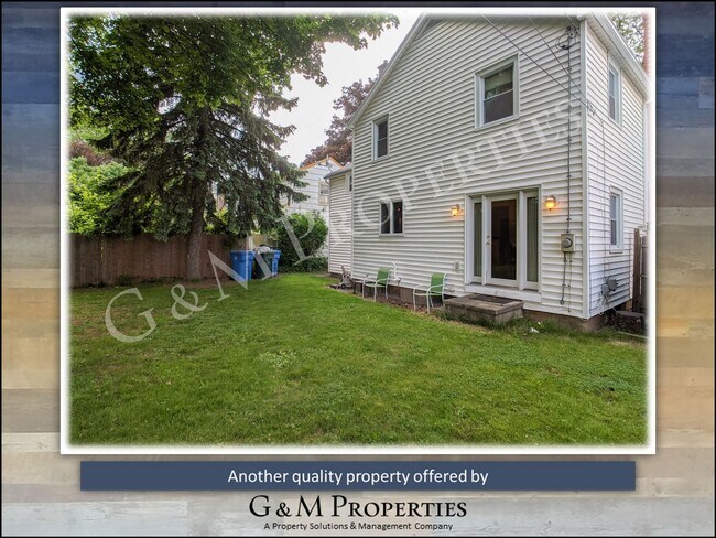 Building Photo - Fantastic 3-Bedroom in UofR / Strong Neigh...