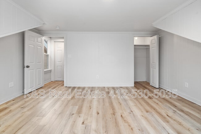 Building Photo - 2321 Spring St