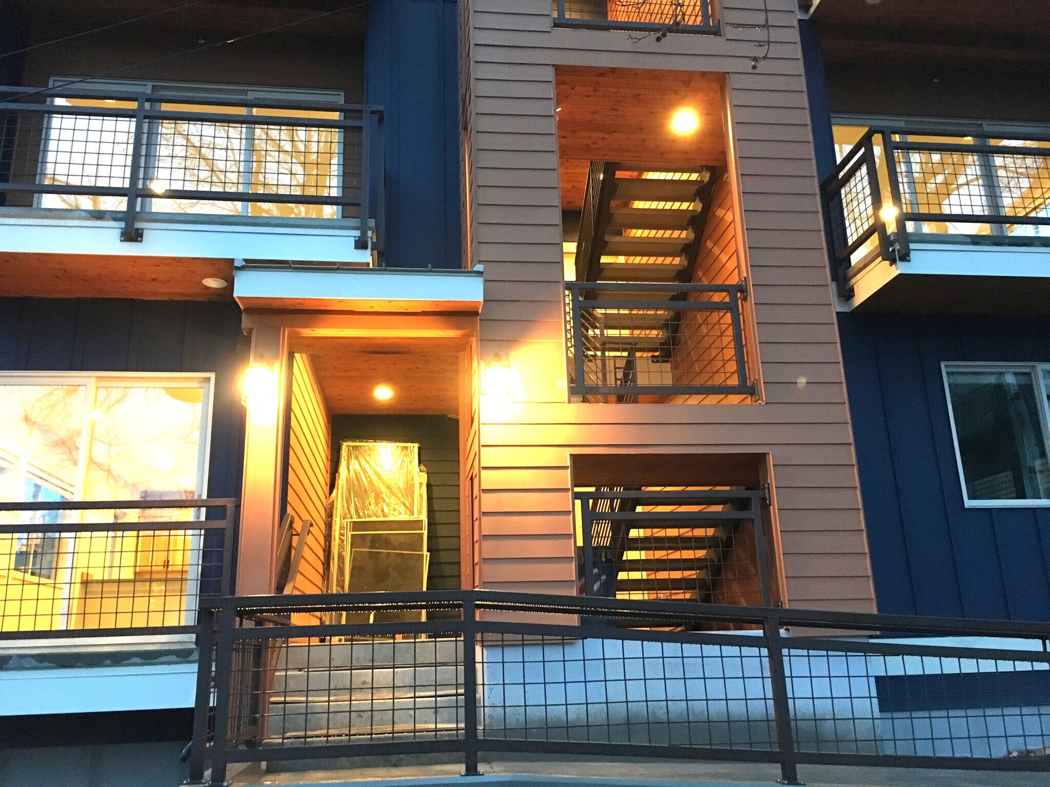 Building Photo - 2311 E John St