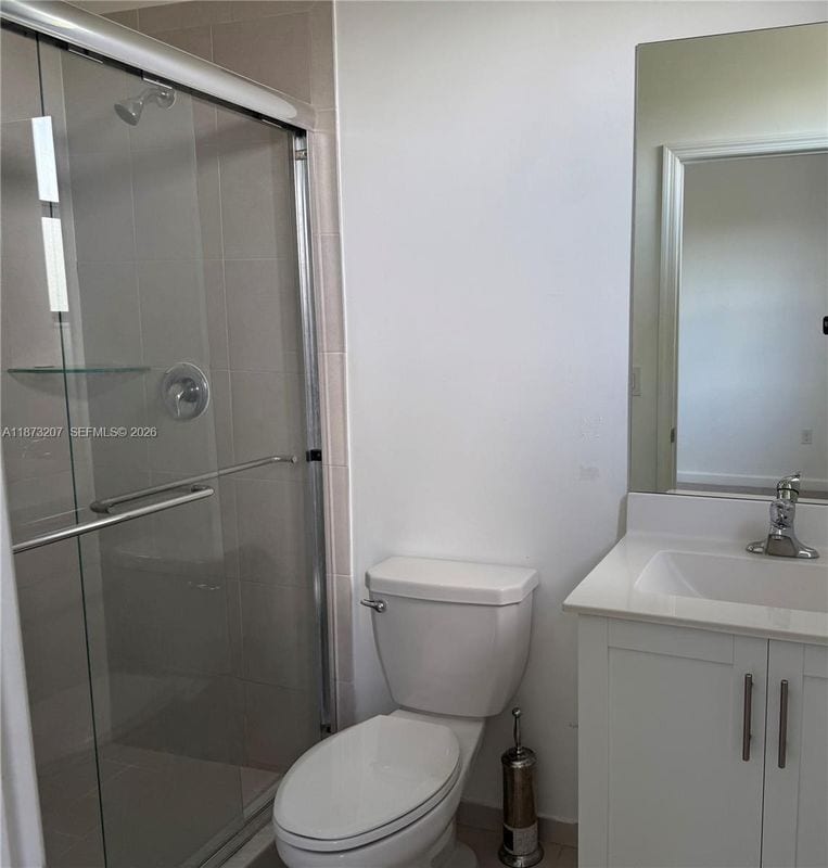 Building Photo - 607 NE 208th Terrace