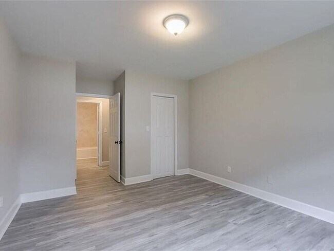 Building Photo - 4056 Dallas Acworth Hwy NW