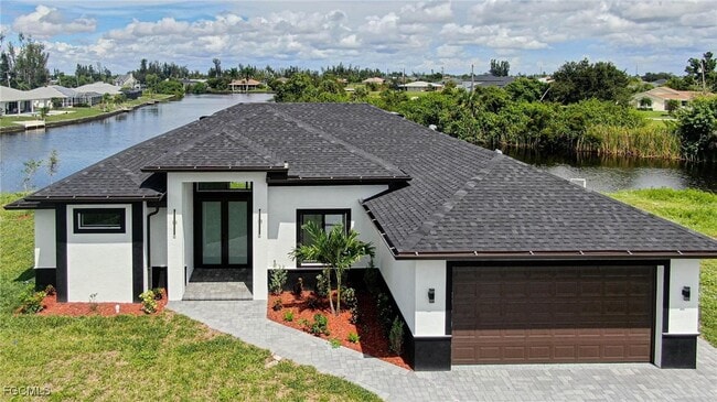 Building Photo - 829 NW 29th Ave