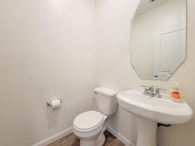 Building Photo - 16230 Dutton Clover Dr