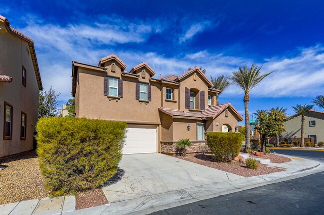 Building Photo - 3 Bedroom Southwest Vegas Beauty