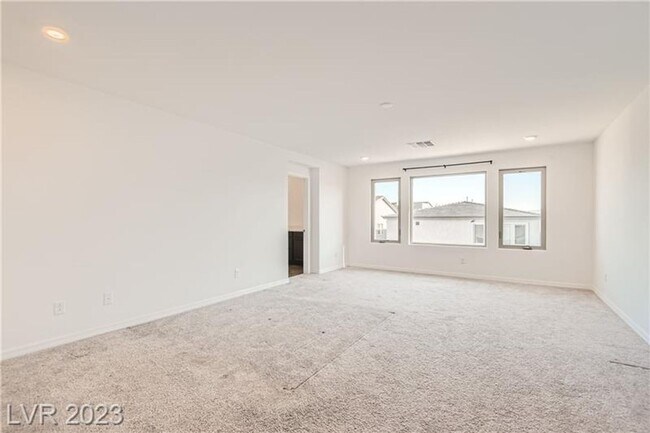 Building Photo - 7037 Sunland Hls Ave