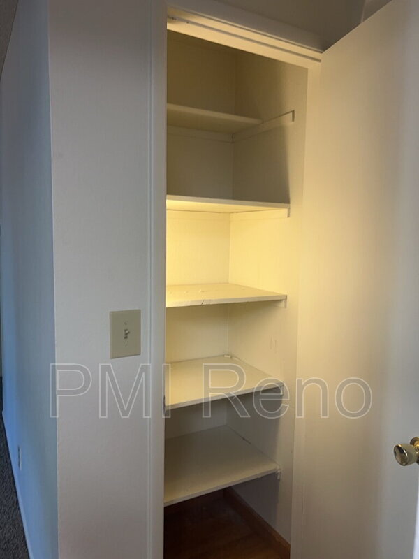 Building Photo - 3358 Candelaria Dr