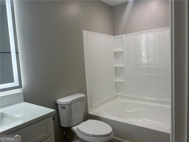 Building Photo - 2896 Vining Ridge Terrace