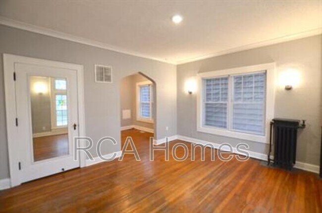 Primary Photo - 2527 Shelby St