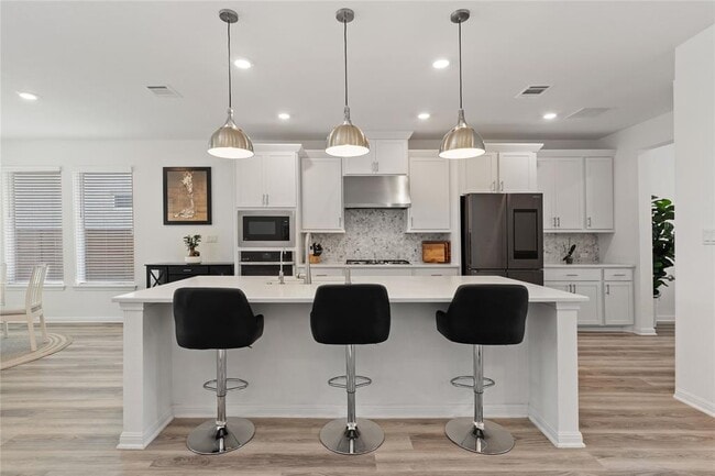 Building Photo - 708 Leeward Pass