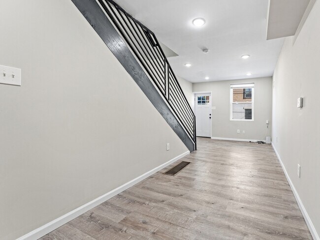 Building Photo - 2356 N 4th St